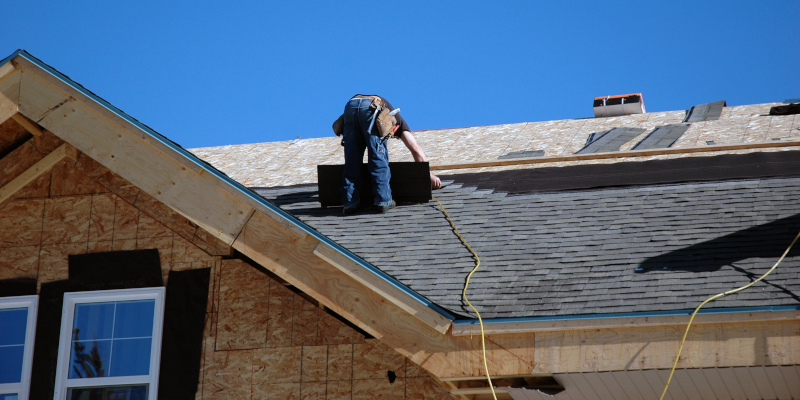 Why Roof Installation Should Be Done by the Pros